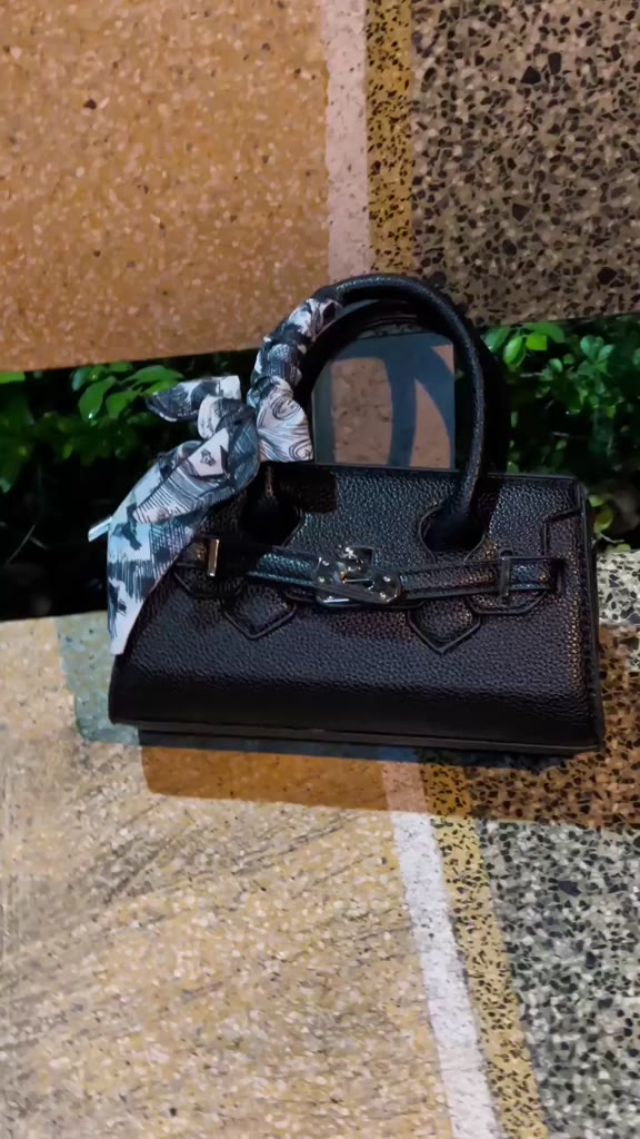 Túi xách nữ túi cầm tay đeo chéo da sần hạt gạo size 22cm kèm khăn lụa thời trang cao cấp - HT106 | BigBuy360 - bigbuy360.vn