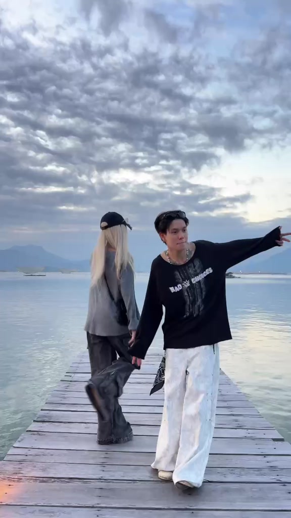 Bad Choices | Quần dài Kaki ống rộng hoạ tiết Realtree StreetStyle | BigBuy360 - bigbuy360.vn