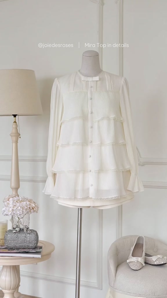JOIE DES ROSES - Áo babydoll bốn tầng bèo nhún ren phối nơ Mira Top | BigBuy360 - bigbuy360.vn