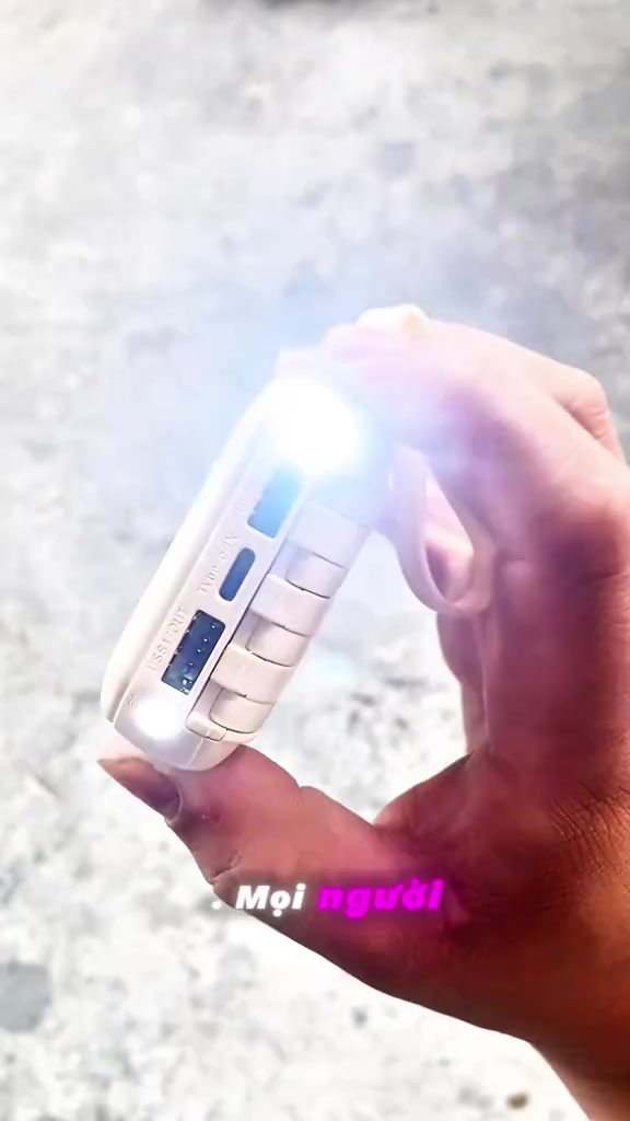 Hỗ trợ sạc DP cho điện thoại mặt gấu siêu dễ thương, Sạc DP nhiều cổng sạc hỗ trợ sạc nhanh | BigBuy360 - bigbuy360.vn