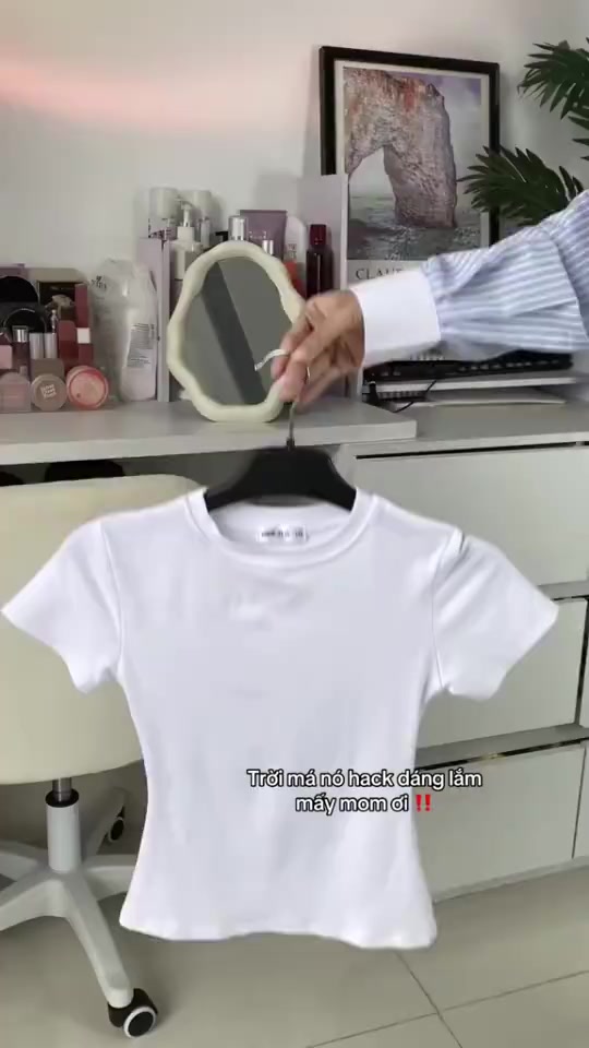 [ SLIM TEE] Áo thun Baby Tee DANEJI Siêu Ôm body, thun tăm lạnh chất co dãn Kenco.ctothing Sài gòn | BigBuy360 - bigbuy360.vn