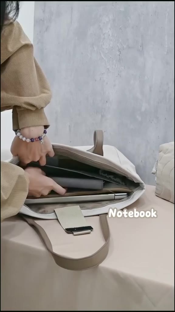 Túi xách Tomtoc Versatile-T23 Tote đựng macbook/laptop đến 16 inch, chống nước, bảo hành 1 năm | BigBuy360 - bigbuy360.vn