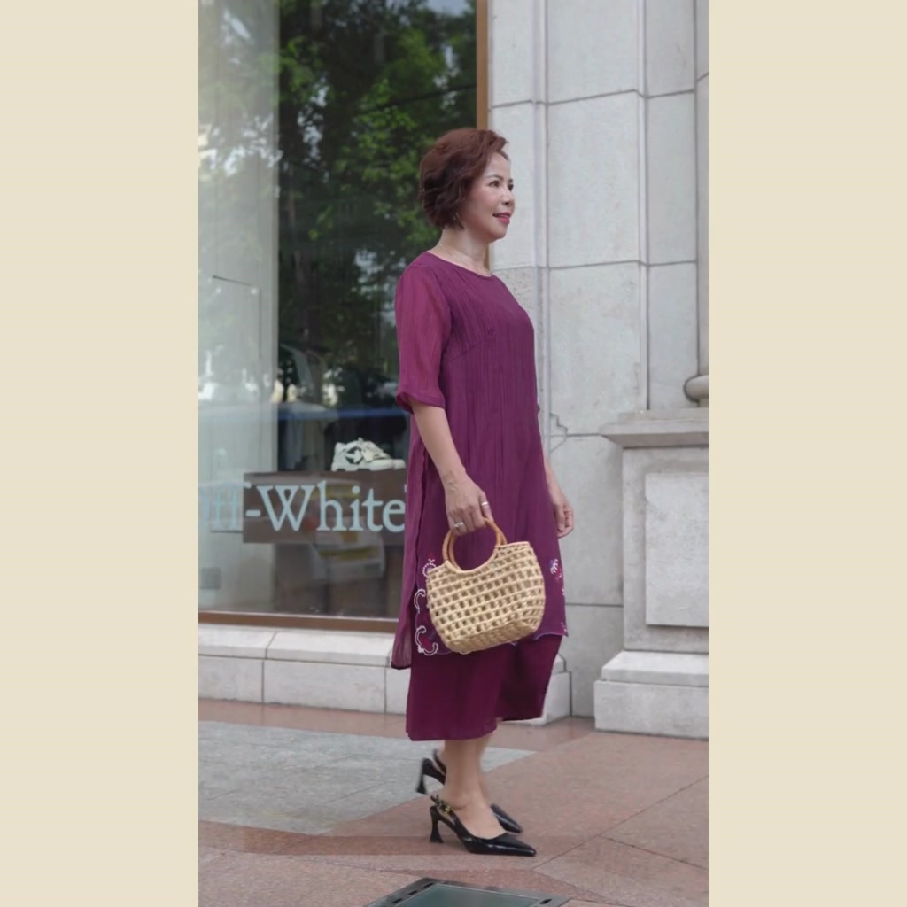 M COLLECTION | Váy Đầm Nữ Trung Niên Tặng Mẹ Suông Vải Tơ Xốp 2 Tà Tay Lỡ Thêu Hoa Đi Tiệc D12311 | BigBuy360 - bigbuy360.vn