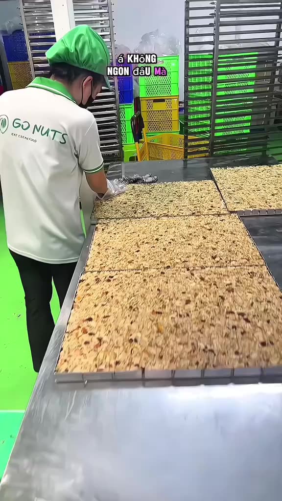 Thanh Granola túi 250g GO NUTS Granola bar Thanh hạt dinh dưỡng mix Bánh ngũ cốc ăn kiêng healthy | BigBuy360 - bigbuy360.vn