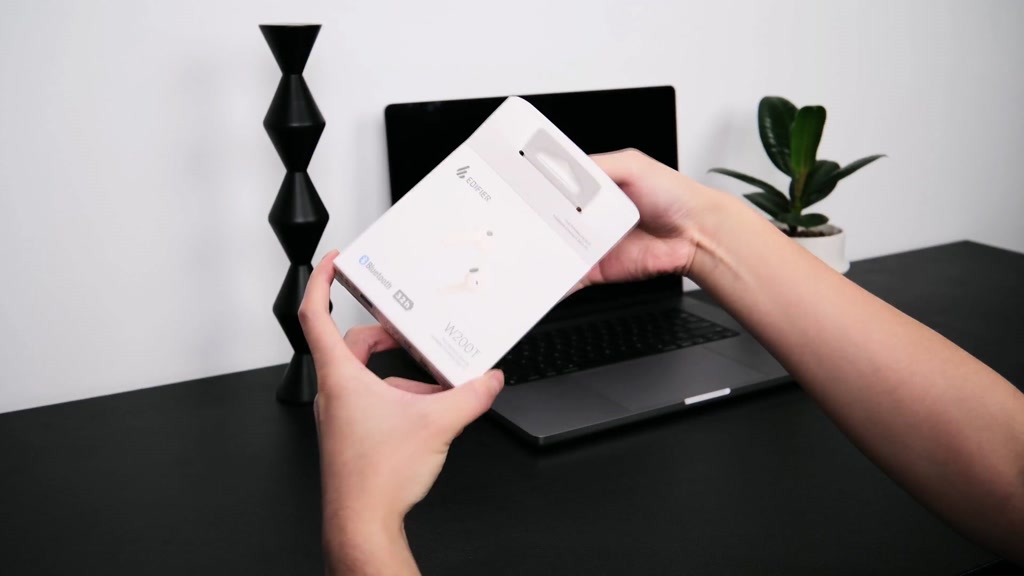 Tai Nghe Bluetooth Nhét Tai EDIFIER W200T | Thời Gian Sử Dụng Tới 28H | Kháng Nước, Bụi IP54 | Bảo Hành 15 Tháng | BigBuy360 - bigbuy360.vn