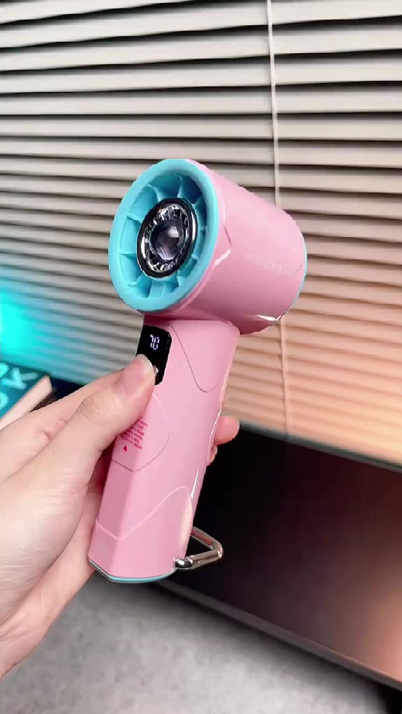 Quạt turbo đa chức năng tốc độ cao Goojodoq tiếng ồn thấp kiểu Mecha có đèn pin LED, màn hình kỹ thuật số và móc treo | BigBuy360 - bigbuy360.vn