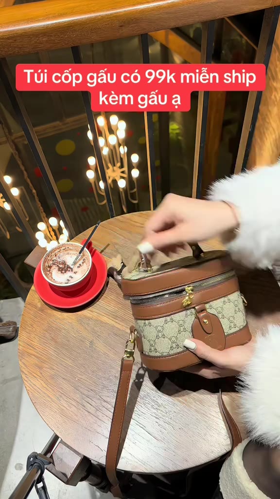 Túi Cốp Nữ Đeo Vai Sang Trọng Kèm Charm – Túi Xách Nữ Cổ Điển Đựng Mỹ Phẩm, Đi Làm Đi Chơi - HT091 | BigBuy360 - bigbuy360.vn