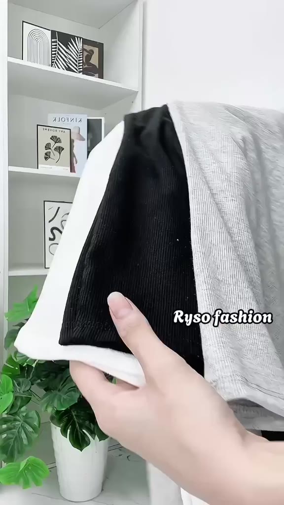 Áo Kiểu Thun Tay Dài Cổ Trụ Trơn Basic Dáng Dài Ôm Body, Áo Thun Nữ Tay Dài Kiểu Sexy  MA 522 | BigBuy360 - bigbuy360.vn