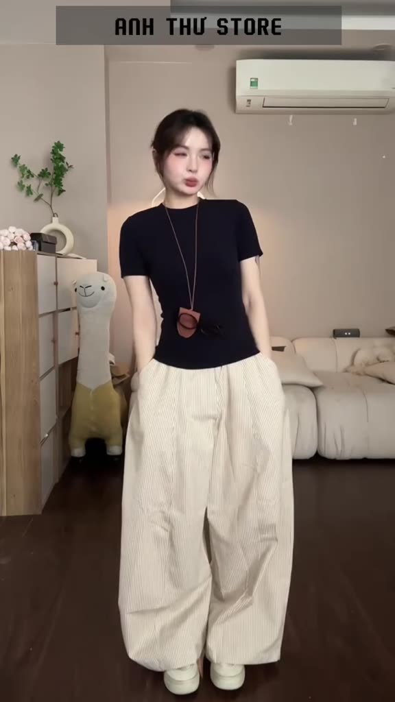Áo Thun Nữ Cotton Cộc Tay Mịn Mát Không Pha NiLon, Áo Phông Ao Thun Đẹp Ôm Body Bigsize Nữ Cổ Tròn Basic Co Giãn 402 | BigBuy360 - bigbuy360.vn