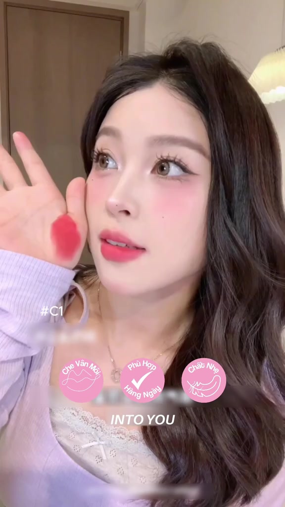 Son Bùn INTO YOU Lì Mịn Dễ Dàng Thoa Tán Lên Màu Chuẩn Làm Đầy Rãnh Môi C1 1.8g | BigBuy360 - bigbuy360.vn