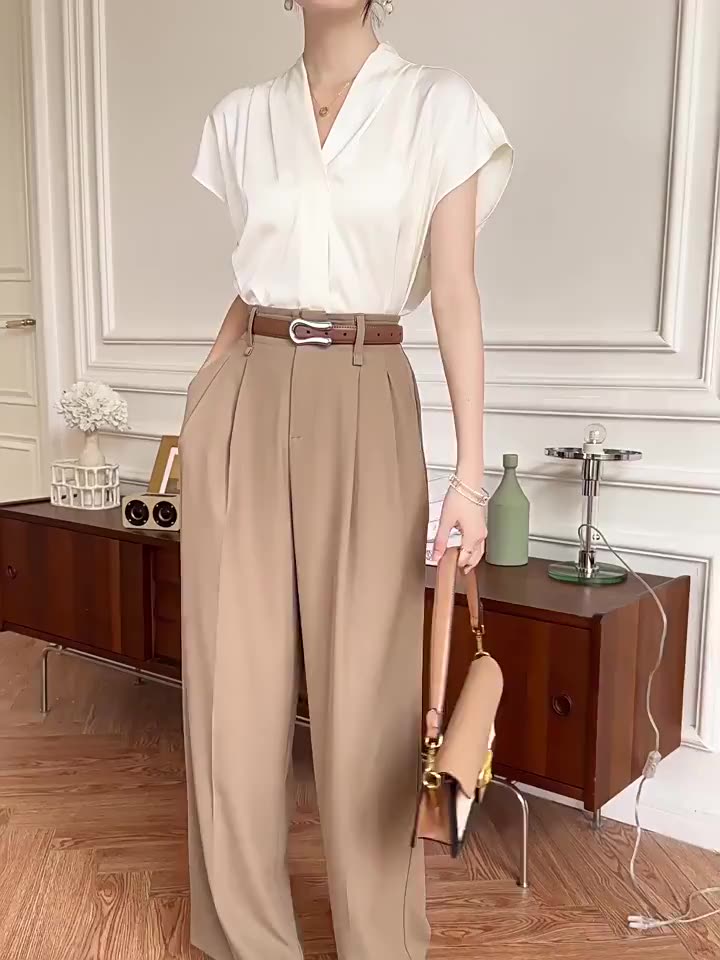 Áo sơ mi ngắn tay hến cổ V JISOO FASHIONS dáng rộng phong cách công sở chất lụa cao cấp mềm mịn ASM5 | BigBuy360 - bigbuy360.vn