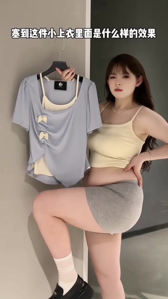 Áo Thun Bigsize Nữ Tay Ngắn Cổ Yếm Xinh Xắn Đính Họa Tiết Nơ Vạt Nhọn Vải Tăm Co Giãn Tôn Dáng A278 | BigBuy360 - bigbuy360.vn