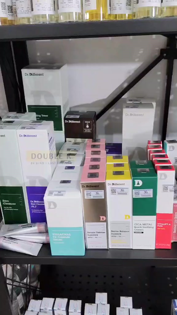 Kem Dưỡng Ẩm Cho Da Dầu Mụn Dr.Different 113 Moisturizer | Kelly Beauty | BigBuy360 - bigbuy360.vn