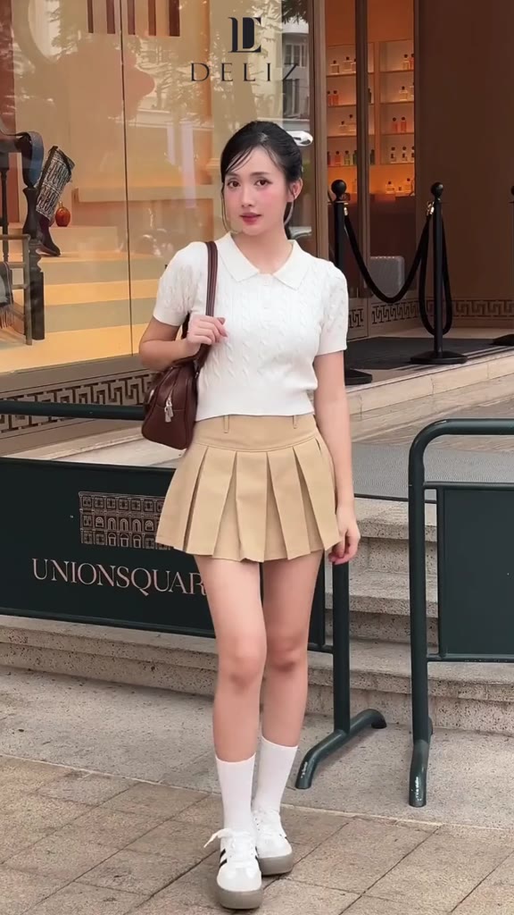 Chân váy xếp ly ngắn form xòe chất kaki hàn cạp cao tôn dáng xếp li to basic thiết kế CV32 DELIZ | BigBuy360 - bigbuy360.vn