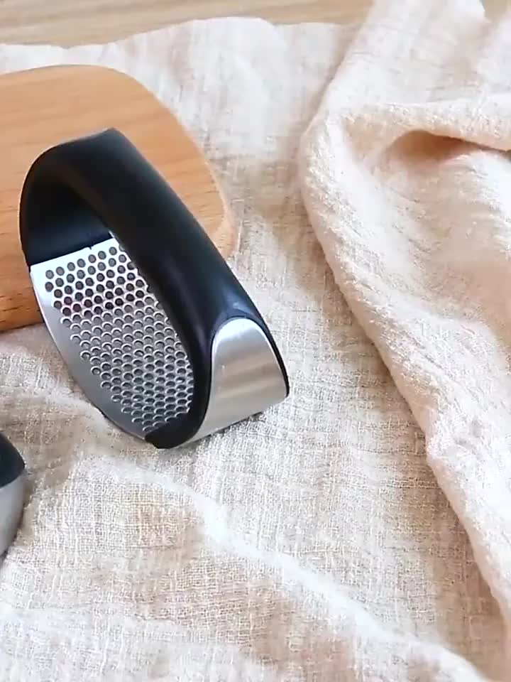 Máy Ép Tỏi Nhanh Chóng Tiện Lợi,Dụng Cụ Giã Hành Tỏi Inox Cầm Tay Cao Cấp - DẬP TỎI ỚT THIẾT KẾ CẦM TAY ÉP NHANH CHÓNG | BigBuy360 - bigbuy360.vn