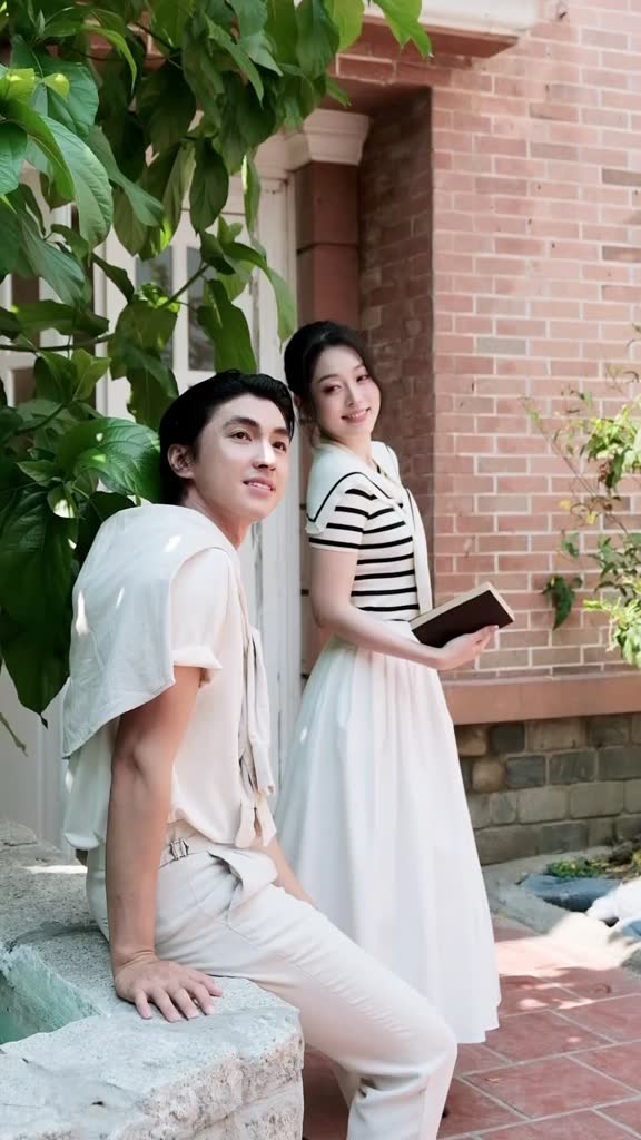 (Blue to Bloom) Chân váy dài dáng xòe kèm belt, form basic che khuyết điểm tốt tôn dáng thời trang nữ Calie CX065 | BigBuy360 - bigbuy360.vn