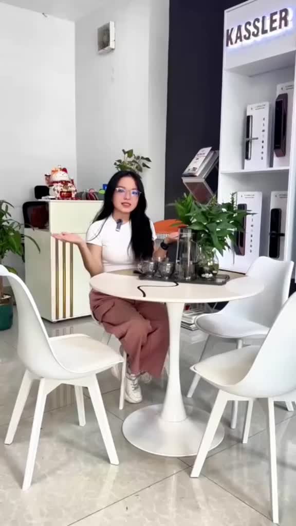 Ghế văn phòng, ghế cà phê, ghế phòng khách Eames, ghế ăn sang trọng, ghế trang điểm, ghế học tập | BigBuy360 - bigbuy360.vn