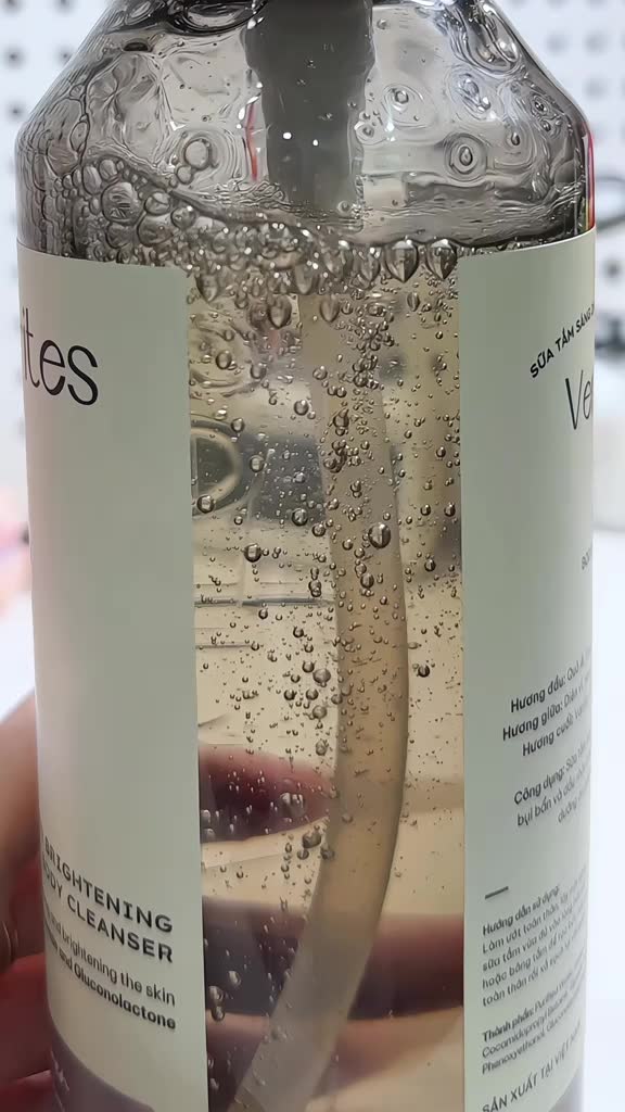 Sữa tắm hương nước hoa VERITES Body Wash Signature Collection, hỗ trợ làm sáng cấp ẩm | BigBuy360 - bigbuy360.vn