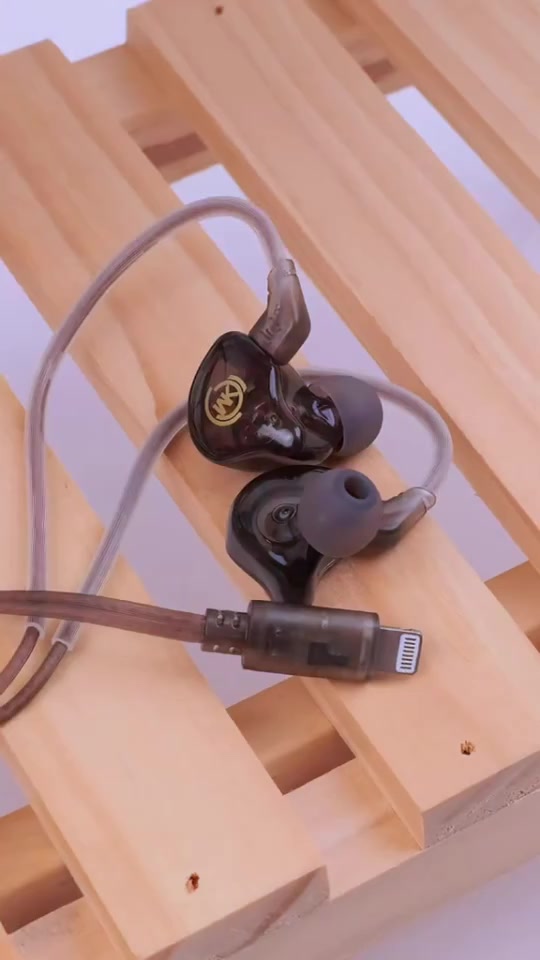 [CHÍNH HÃNG] Tai nghe nhét tai có dây WK YC08 Chống Ồn Cực Tốt, Âm Thanh Super Bass, Có Mic Nghe Nhạc Chơi Game | BigBuy360 - bigbuy360.vn