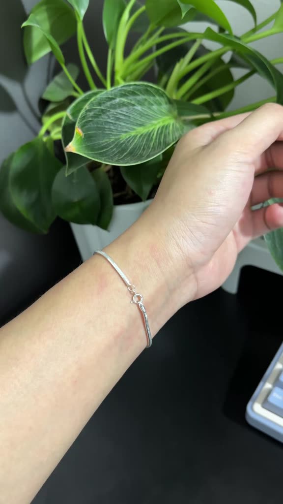 [BH Trọn Đời] Vòng Tay Bạc Lắc Tay Nữ Bạc S925 LORA May Mắn Bình An Gia Công Riêng Theo Size Tay Quà Tặng Ý Nghĩa | BigBuy360 - bigbuy360.vn