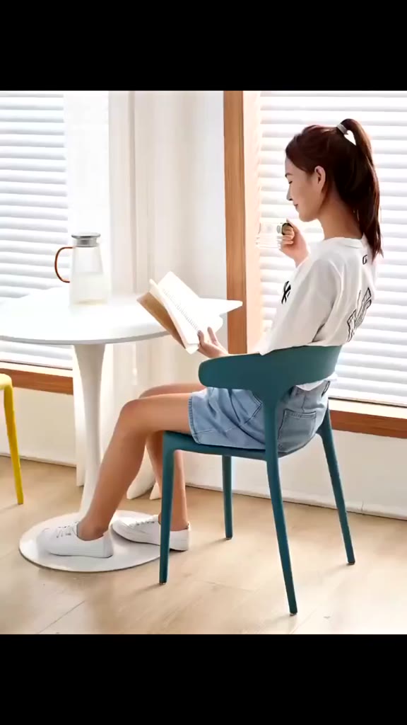 KUKA  Ghế nhựa lưng tựa sừng bò cho quán cafe nhà hàng gia đình nhẹ bền thoải mái thời trang | BigBuy360 - bigbuy360.vn