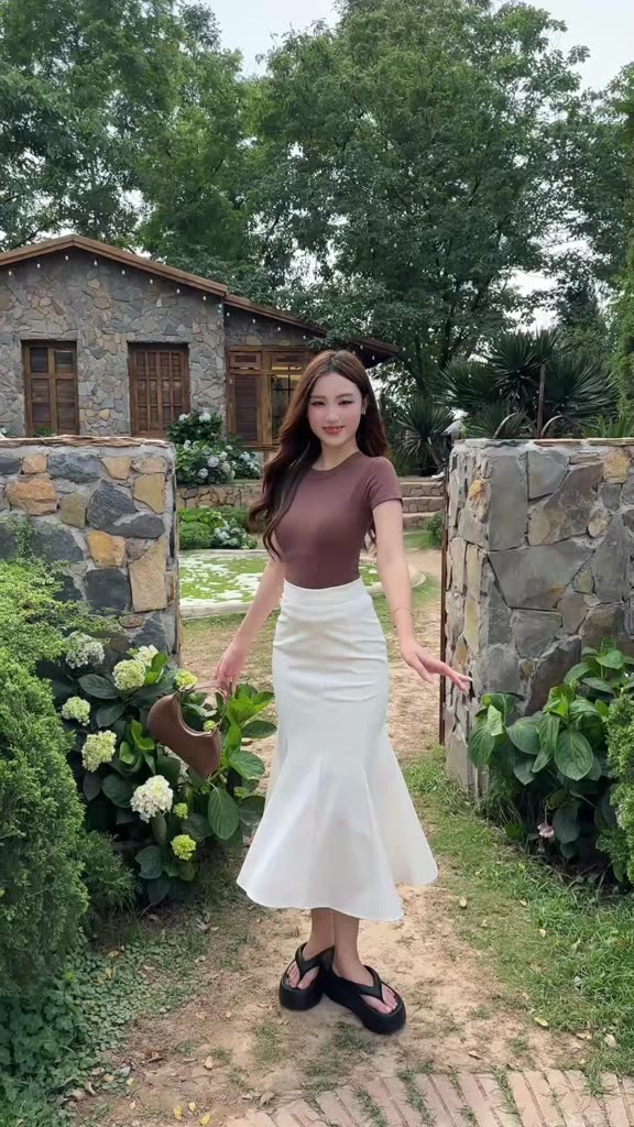 Chân váy dài đuôi cá xòe Mely Fashion sang chảnh cạp cao ôm body tôn dáng chất umi co giãn có bigsize xẻ tà sau CV48-02 | BigBuy360 - bigbuy360.vn