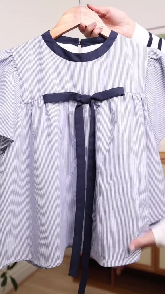Áo kiểu babydoll sọc viền bo cổ tay phồng phối nơ THE C.I.U, áo thiết kế nữ chất cotton sọc form rộng dễ phối – Winnie T | BigBuy360 - bigbuy360.vn