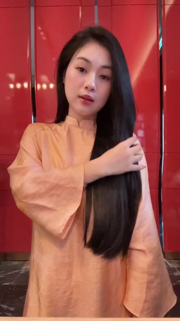 Áo Dài Tết Cách Tân Dáng Suông Vải Tơ Tằm Ánh Kim, Phù Hợp Mặc Lễ Tết, Cưới Hỏi, Chụp Ảnh Đi Chơi | BigBuy360 - bigbuy360.vn