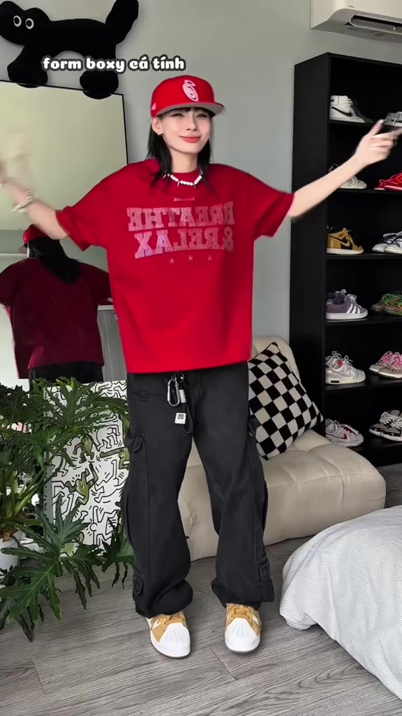 Áo Thun SAIGONESE Cổ Tròn Họa Tiết Đính Đá Form Boxy Unisex Nam Nữ 4 Màu - AT03SG | BigBuy360 - bigbuy360.vn