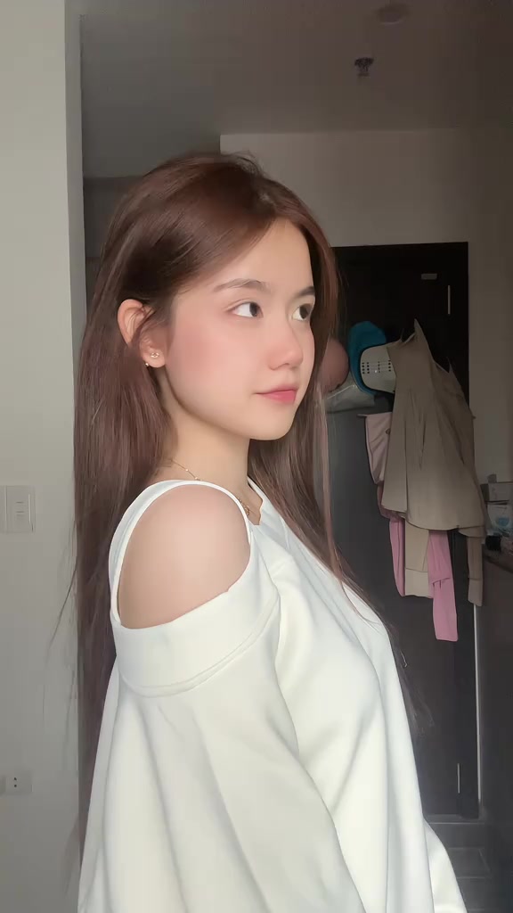 Áo Sweater Nỉ Trễ Vai Kiểu Nữ Dáng Lệch Vai Dáng Basic Mùa Thu Đông Kimee - KA628 | BigBuy360 - bigbuy360.vn