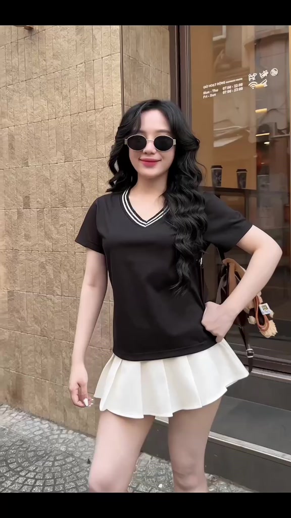 Áo Thun Nữ CỔ TIM PHÓI MÀU Xinh Xắn Form BabyTee Vừa Vặn BST26 | BigBuy360 - bigbuy360.vn