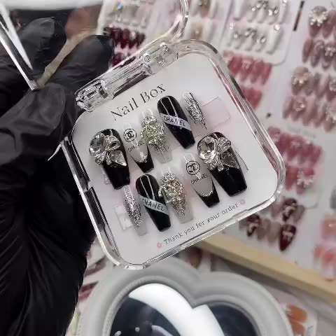 Nail Box Hot Trend 2025 - Đa Dạng Mẫu Mã Nude, Đỏ, Trắng, Đính Đá, Nơ, Họa Tiết Xinh Xắn Móng Giả | BigBuy360 - bigbuy360.vn