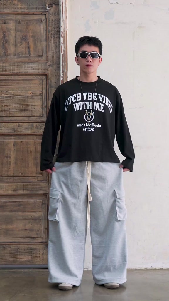 Áo Thun Tay Dài WITH ME – Form Boxy Cực Trend, Cotton Dày 250GSM, Outfit Chuẩn Gen Z Hot Trend Thu Đông 2025 | BigBuy360 - bigbuy360.vn