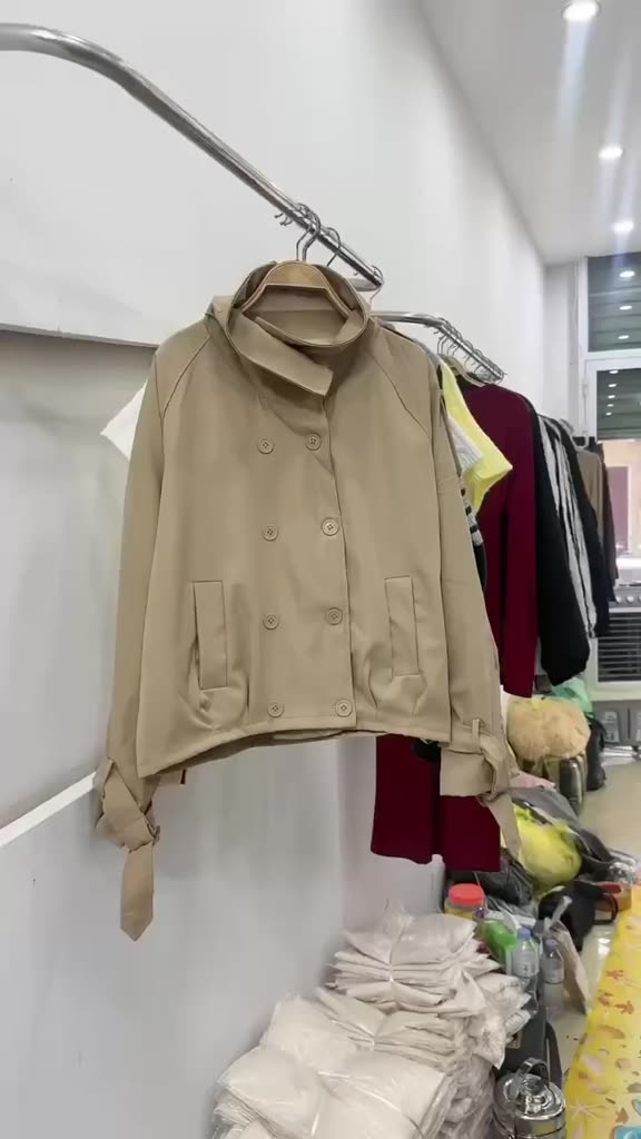 𝙆𝙞𝙢 𝘼𝙣𝙝 𝘽𝙪̀𝙞// Áo Khoác Mangto, Áo Kaki Nữ Cổ Cao Form Rộng Phối Cúc Tròn Style Hàn Quốc Basic Mùa Thu Đông 2026 | BigBuy360 - bigbuy360.vn