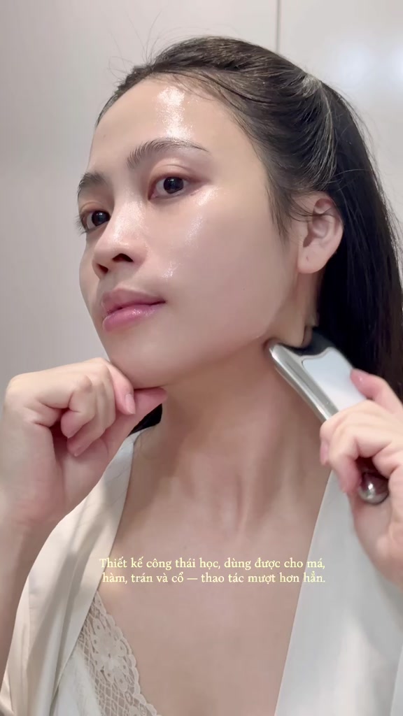Dụng cụ Guasha Massage Mặt Microcurrent Cool Gua Sha KUSANCO – Thư Giãn & Chăm Sóc Da Mặt | BigBuy360 - bigbuy360.vn