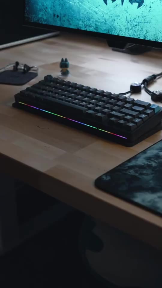Bàn phím cơ 65% WEIKAV NUT65 – Khung nhôm CNC, PCB 1.6mm Non-Flex, 3 Mode, Gasket Mount, LED RGB, VIA APP, Hotswap | BigBuy360 - bigbuy360.vn