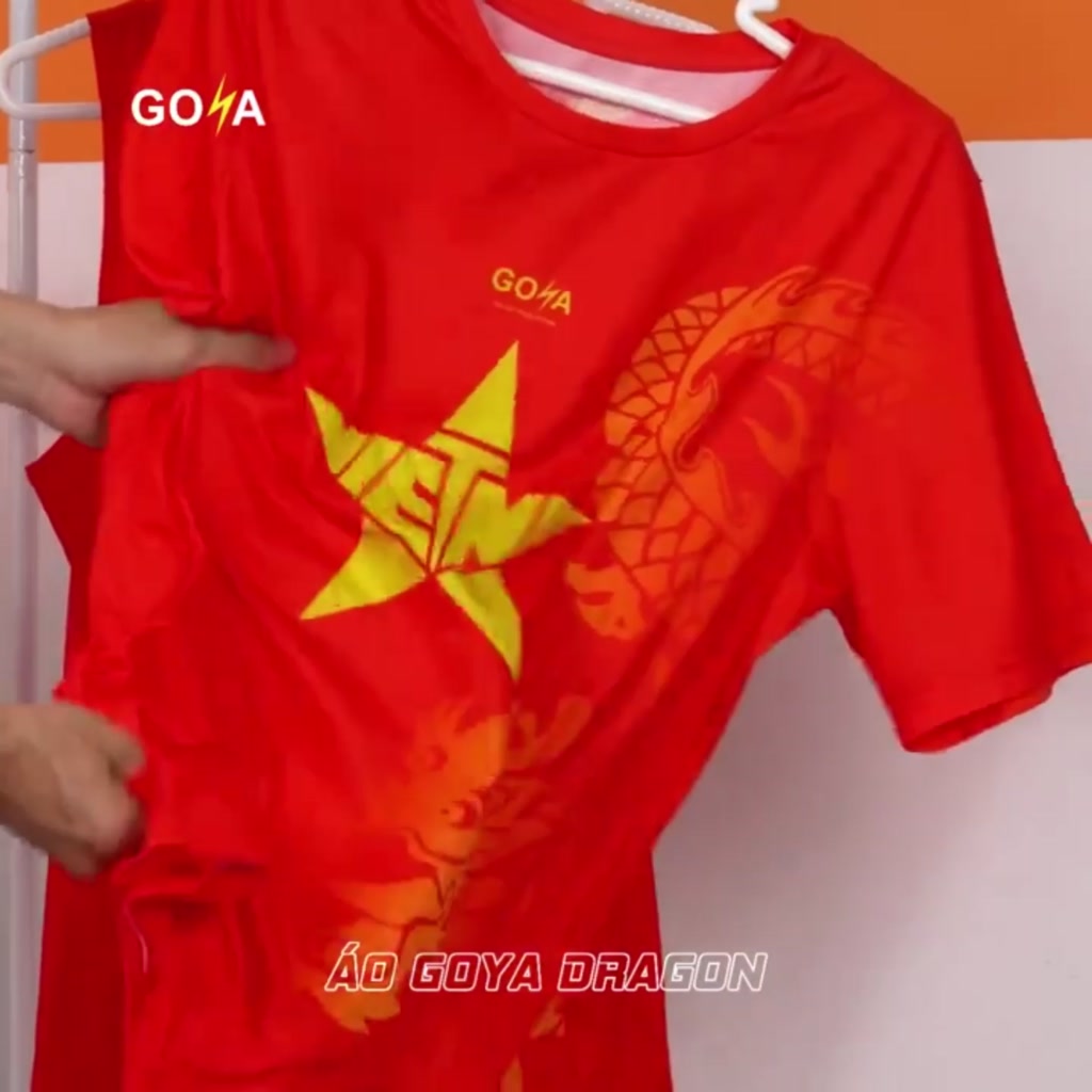 Áo thể thao chạy bộ nam nữ GOYA T-SHIRT DRAGON (Rồng Vàng)2 -  Siêu nhẹ, thoáng mát, co giãn 4 chiều | BigBuy360 - bigbuy360.vn