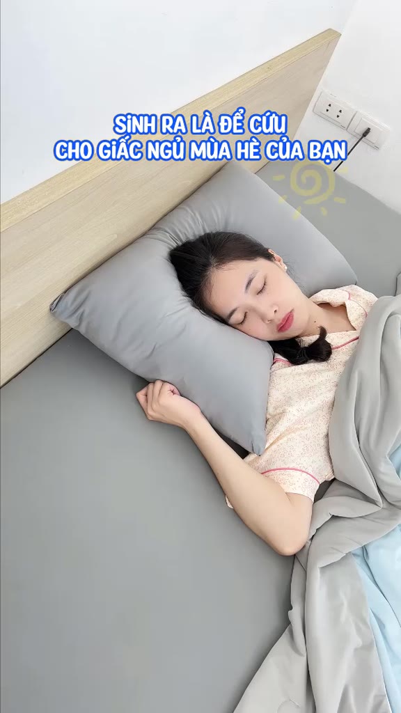 Combo 2 gối ngủ Mochi êm mát EMA 50x70cm, vỏ gối mịn màng cao cấp ruột gối lông vũ Microfiber êm ái | BigBuy360 - bigbuy360.vn