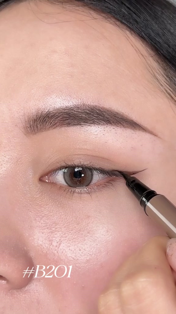 MAANGE Bút kẻ mắt dạng lỏng chống thấm nước lâu trôi nhanh khô Đen và nâu 0.5g E01 | BigBuy360 - bigbuy360.vn