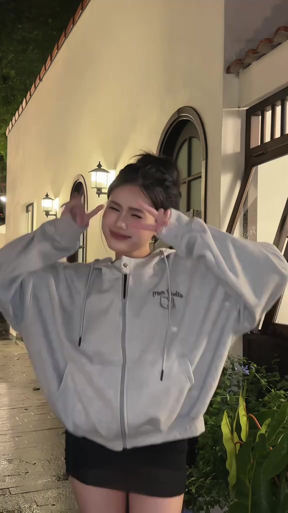 Áo Khoác Hoodie Zip Nữ Form Rộng Boxy, Chất Nỉ 2 Da Cao Cấp Thêu Hello Kitty Cute, Hoodie Nữ Hot Trend 2025 | BigBuy360 - bigbuy360.vn