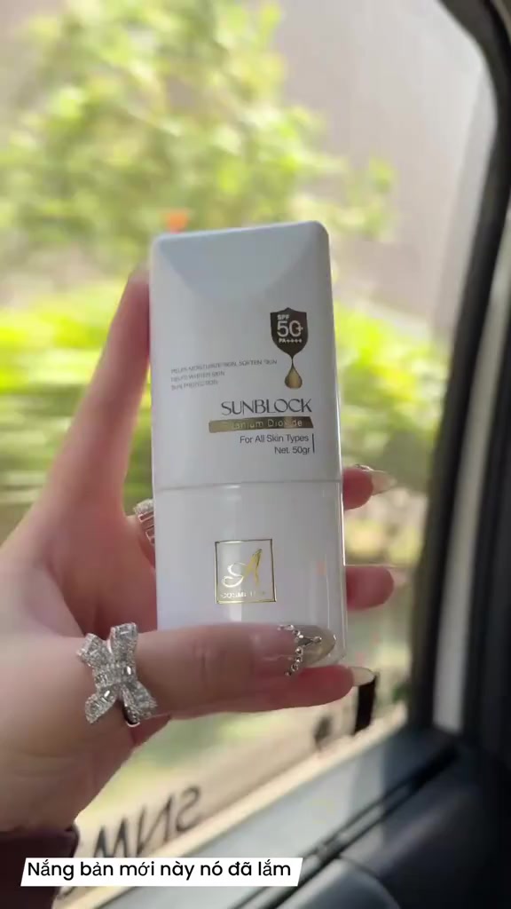 Kem chống nắng sunblock SPF50+ A Cosmetics, bảo vệ tia UV, cấp ẩm nhẹ, không trắng ảo, sáng mịn 50g | BigBuy360 - bigbuy360.vn