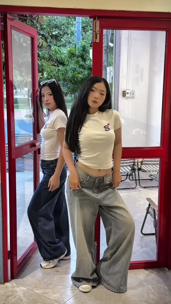 Áo Thun Nữ Ôm Body In SHEART SolidStu Local Brand Nữ Oversize - TS40 | BigBuy360 - bigbuy360.vn
