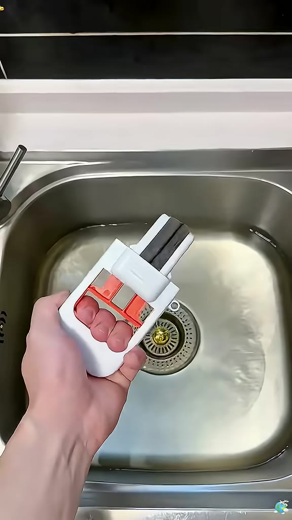 Cây lau bếp mini tiện dụng, bọt biển siêu thấm hút, tự vắt khô, lau sạch kính - Dbavio | BigBuy360 - bigbuy360.vn