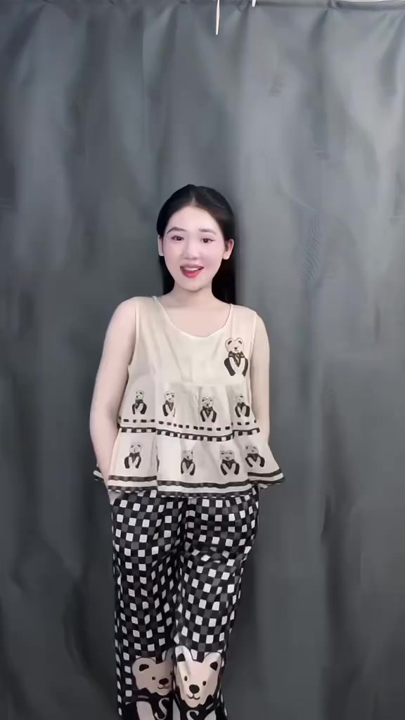 Bộ Ngủ Mặc Nhà Q4  Lụa Latin - Lửng 9 Tấc Sát Nách, Mát Mịn, Họa Tiết Sắc Nét Kim Thanh | BigBuy360 - bigbuy360.vn
