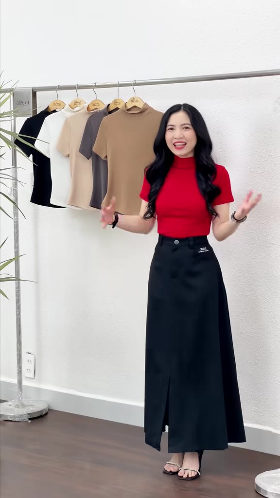 Áo Thun Cổ Lọ Nữ GUMAC Áo Thun Gân Tay Ngắn Phom Ôm Co Giãn Nhiều Tôn Dáng LATE1111 | BigBuy360 - bigbuy360.vn