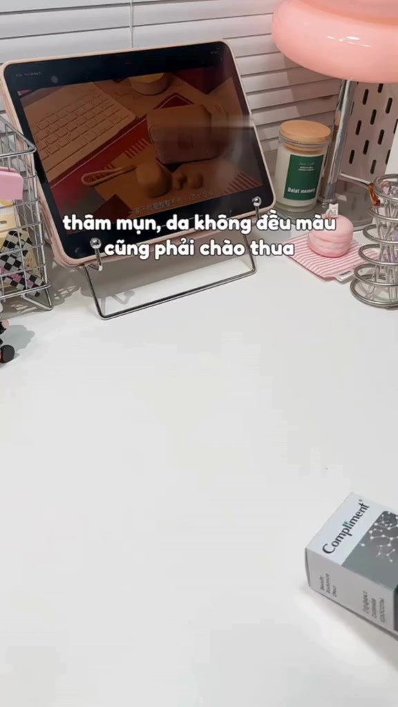 Serum Vitamin C 20% Compliment Dưỡng Trắng, Mờ Thâm Sạm, Cấp Ẩm Tăng Đàn Hồi 27ml | BigBuy360 - bigbuy360.vn