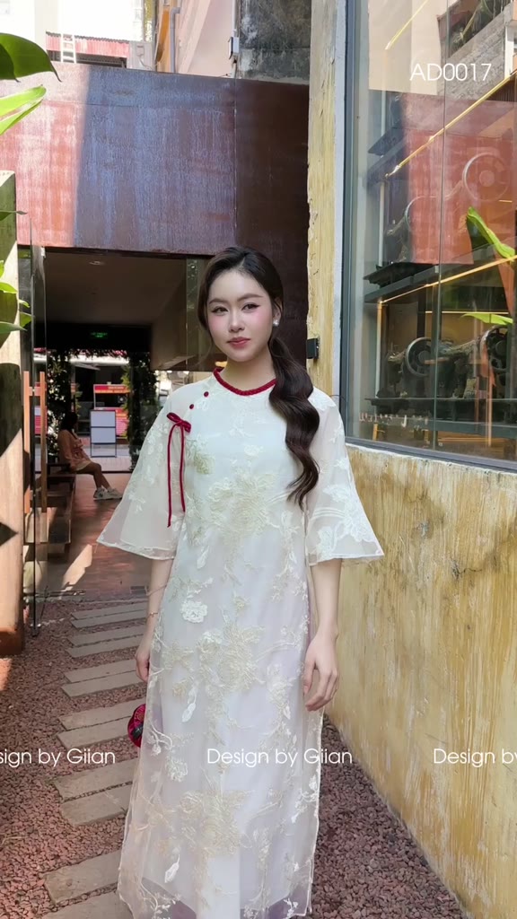 Áo dài cách tân nữ Giian thiết kế 4 tà dáng suông cổ tròn phối tay loe hoa thêu thủ công đính vải ren cao cấp AD0017 | BigBuy360 - bigbuy360.vn