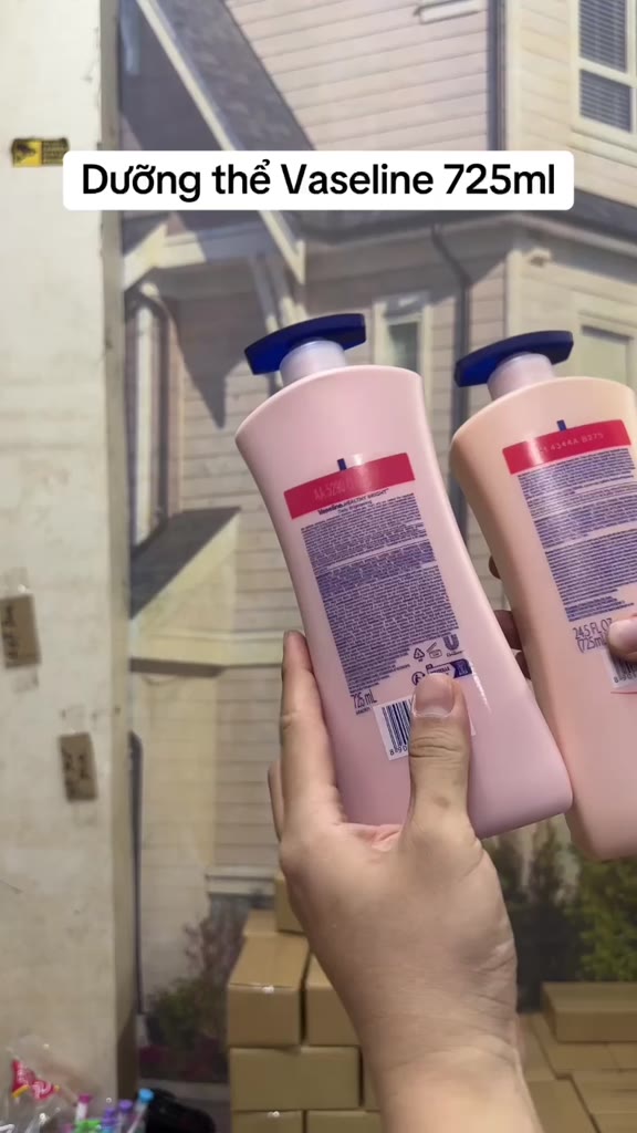 Vaseline Sữa Dưỡng Thể Healthy Bright Daily Brightening 48HR 725ml- Cấp Ẩm Cho Da Mềm Mại | BigBuy360 - bigbuy360.vn