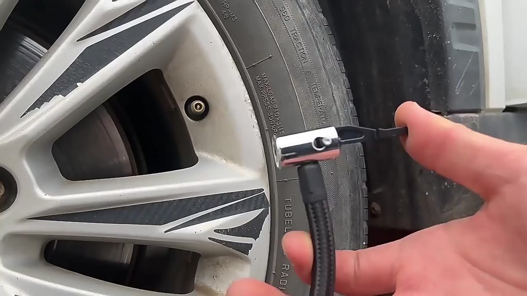 Dosen Pro xe máy bơm không khí xe gắn máy xách tay máy nén khí xe đạp điện lốp inflator màn hình LCD Đánh lửa khẩn cấp | BigBuy360 - bigbuy360.vn