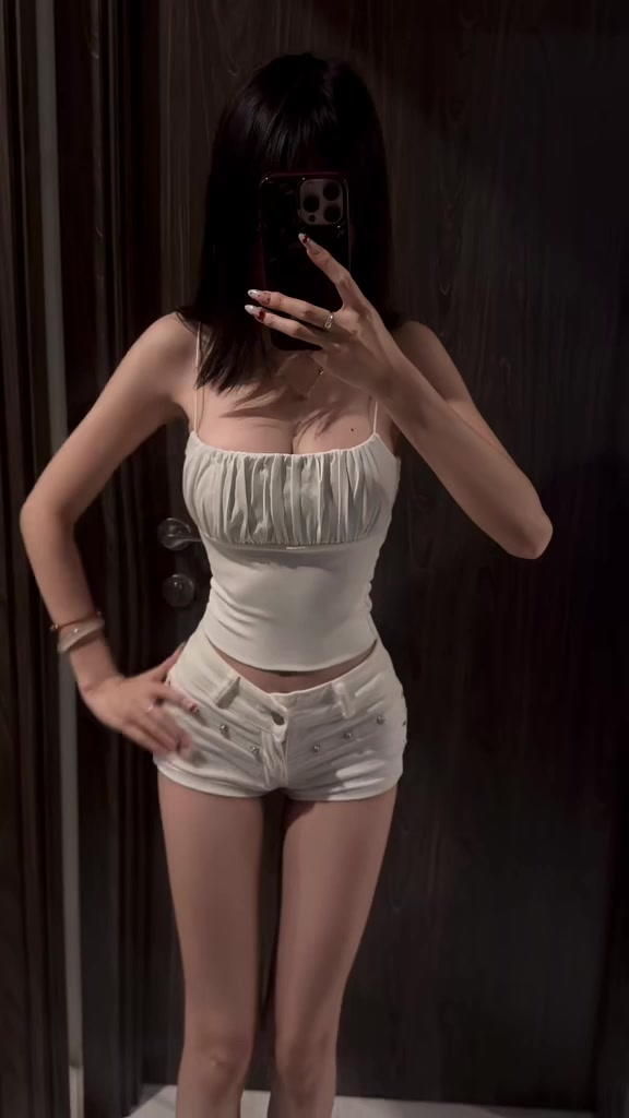 Xưởng may Tí Nị - Áo 2 dây sợi bún nhún tôn V1 vải thun rip Trung co giãn giữ form mềm mịn mát_A11 | BigBuy360 - bigbuy360.vn